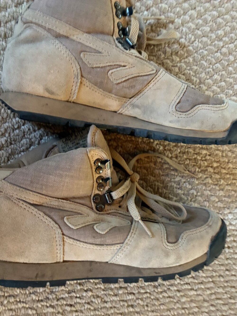 Vintage 90's Hi-Tec Lady Lite Tan Hiking Boots Womens 8 Gorpcore